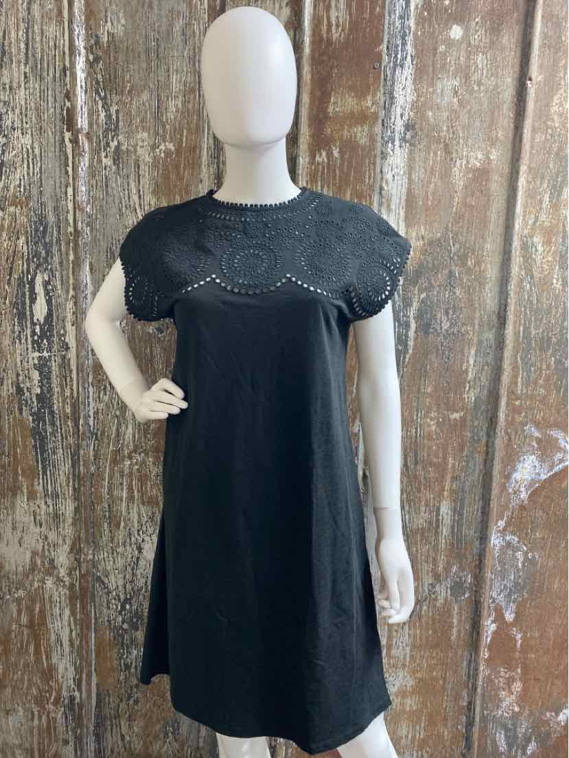 Boden Size 8 (Medium) Black Dress