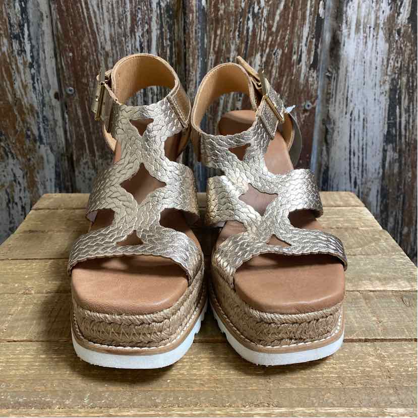 Ateliers 8.5 Gold Shoes
