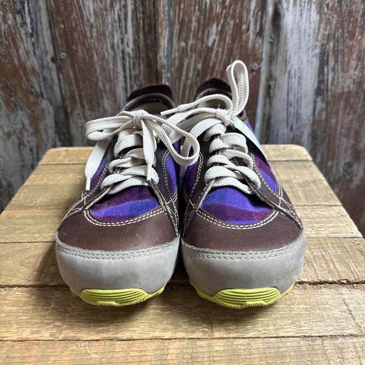 Sorel 9 Purple Plaid Sneakers