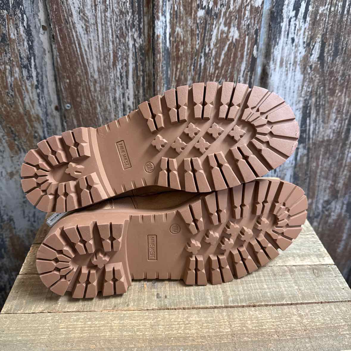 Nine West 10 Brown Boots