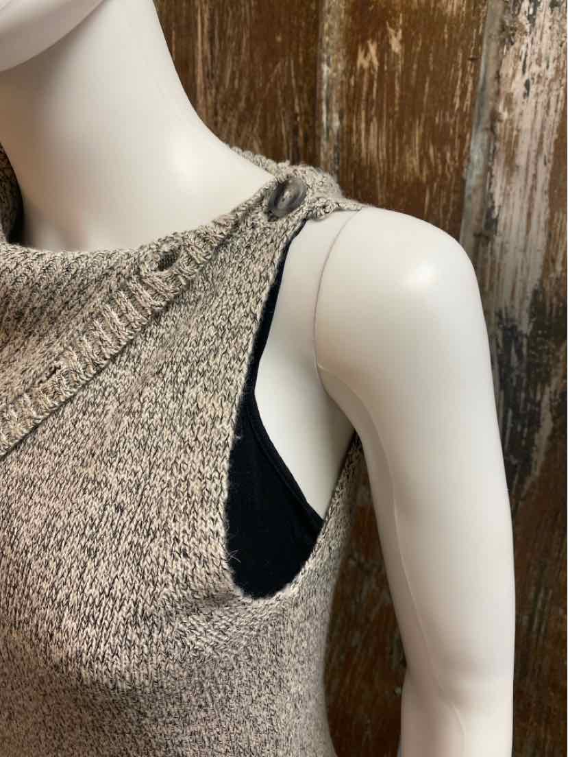 greylin Size small Gray Sweater Dress