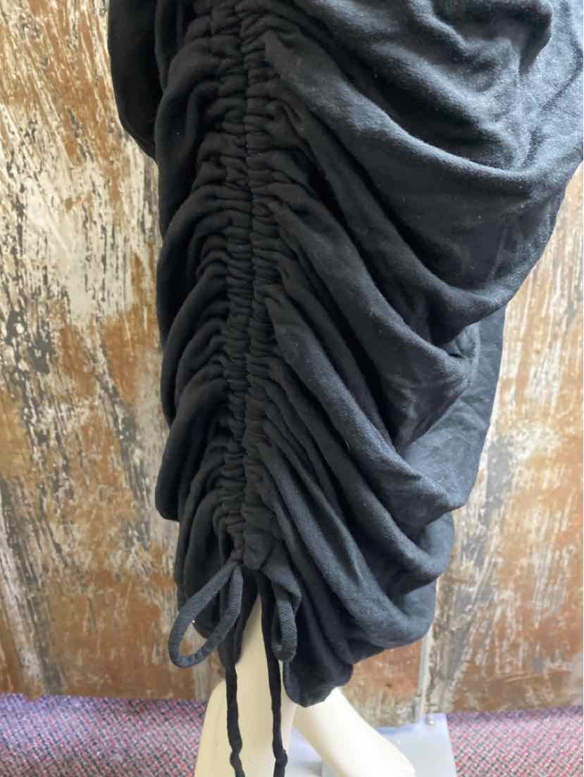 Christian Siriano x Blusalt Size 16/18 Black Skirt
