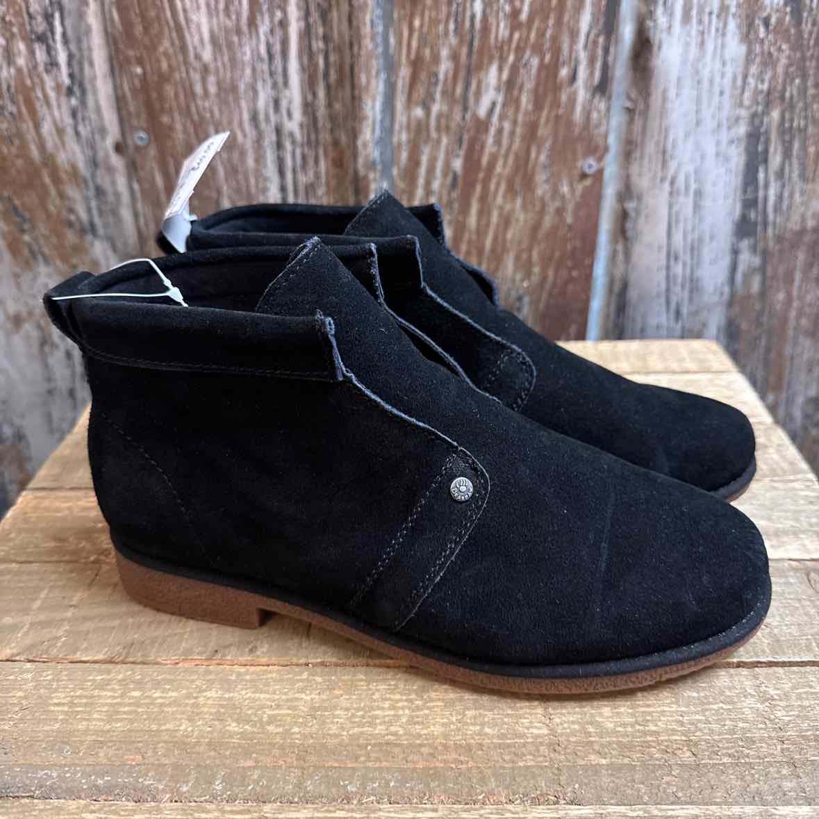 Bearpaw 6 Black Shoe Booties