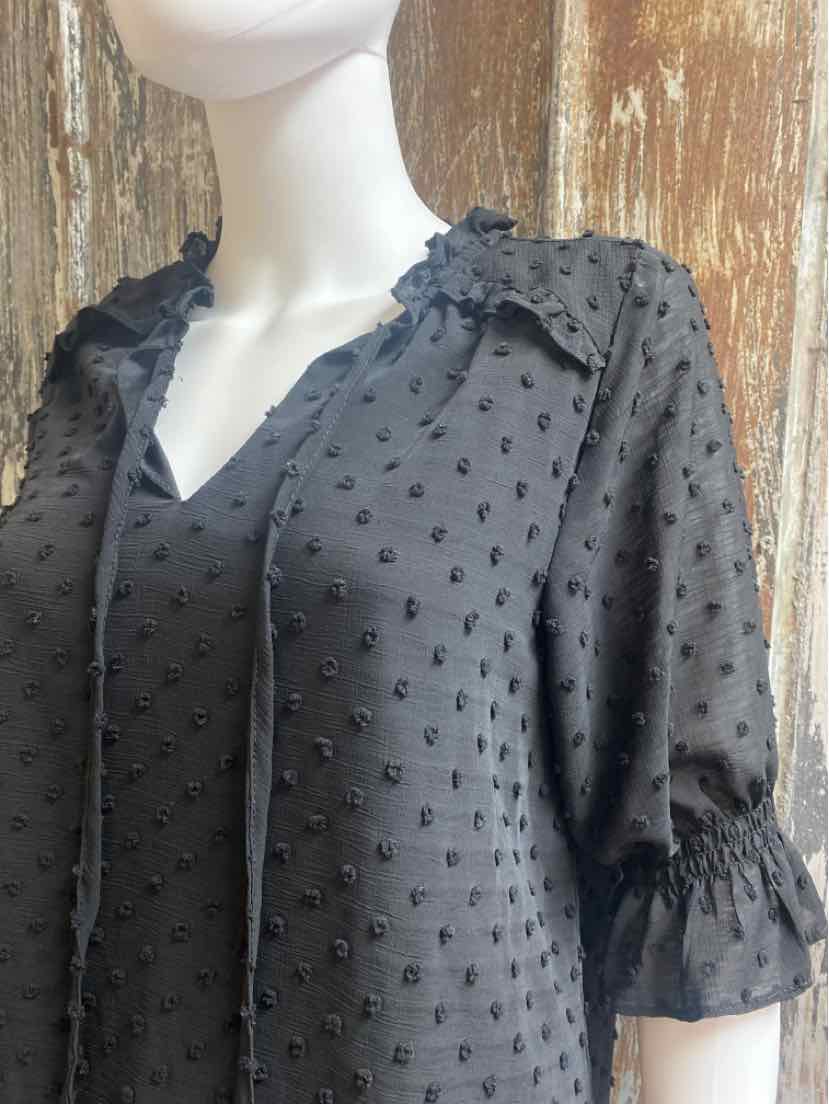 CeCe Size Medium Black tops