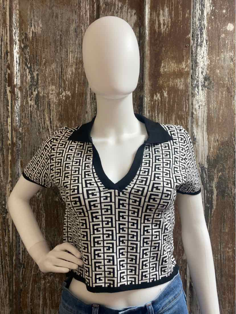 Debut Size Large Black Print tops