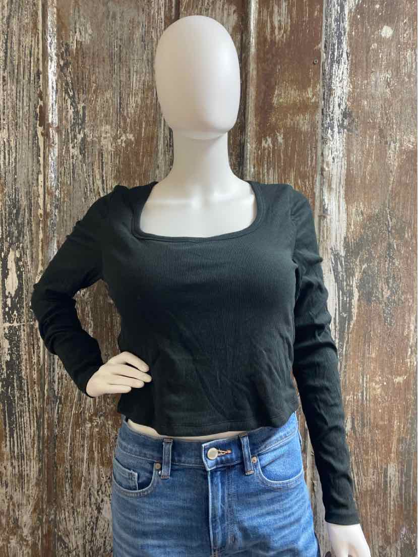 Klassy Network Size Extra Extra Large Black tops