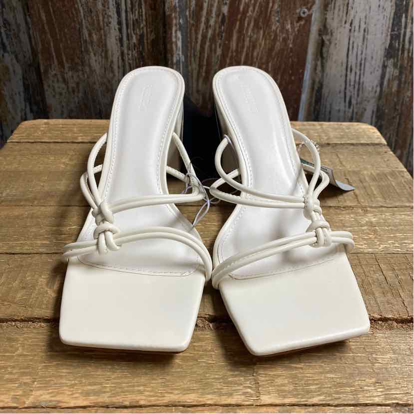 FOREVER 21 7 White Shoes