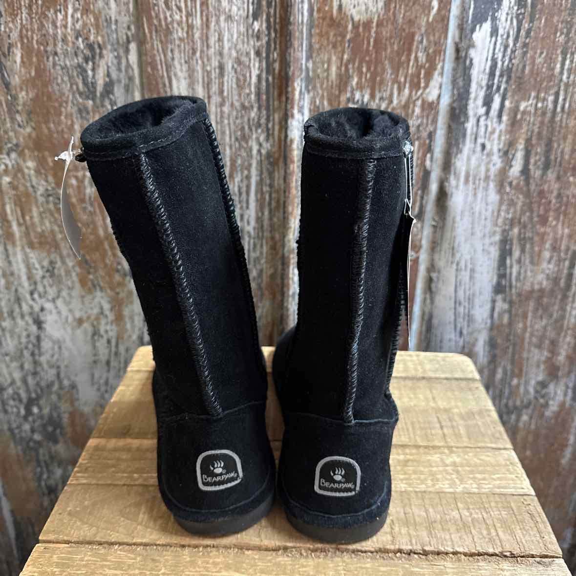 Bearpaw 9 Black Boots