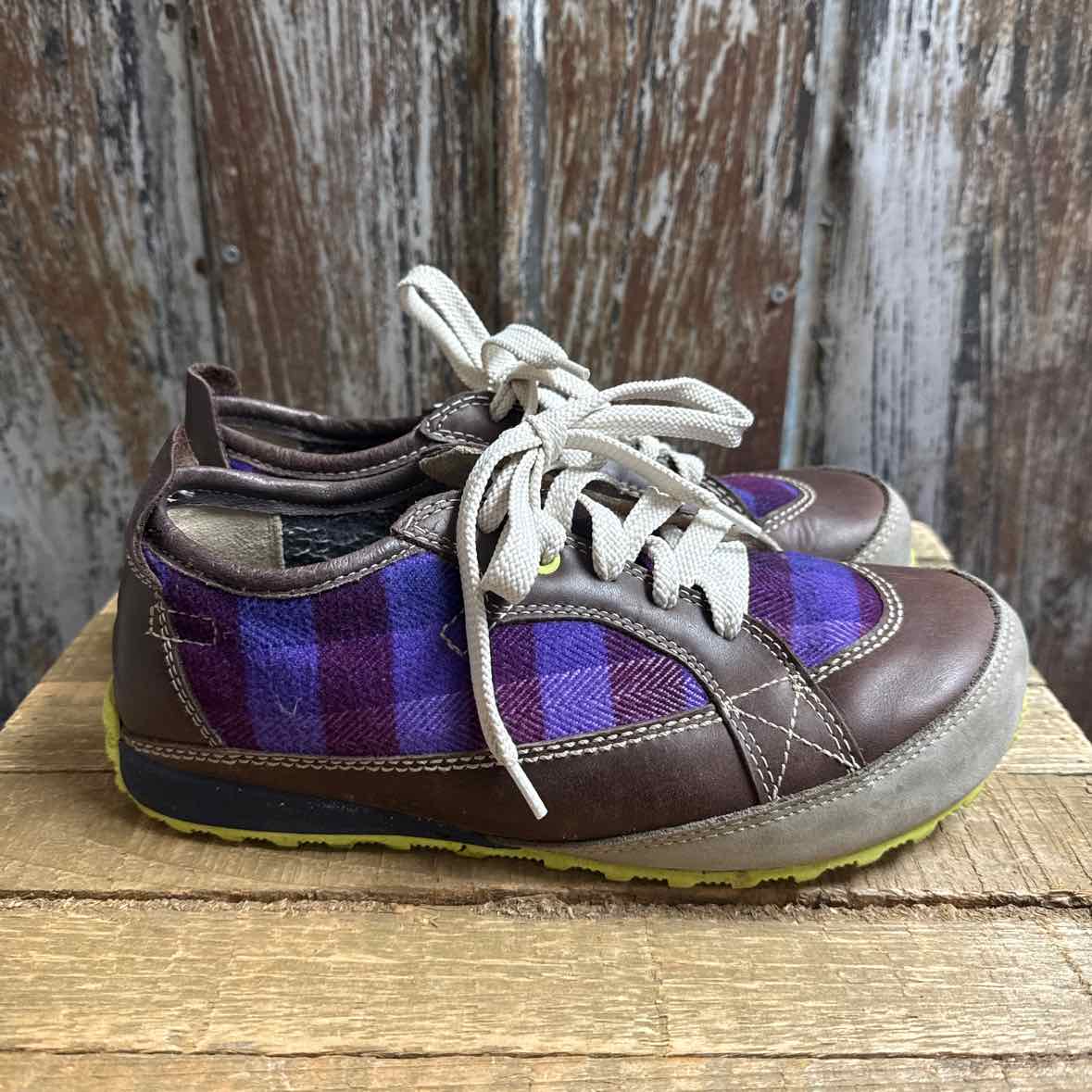 Sorel 9 Purple Plaid Sneakers