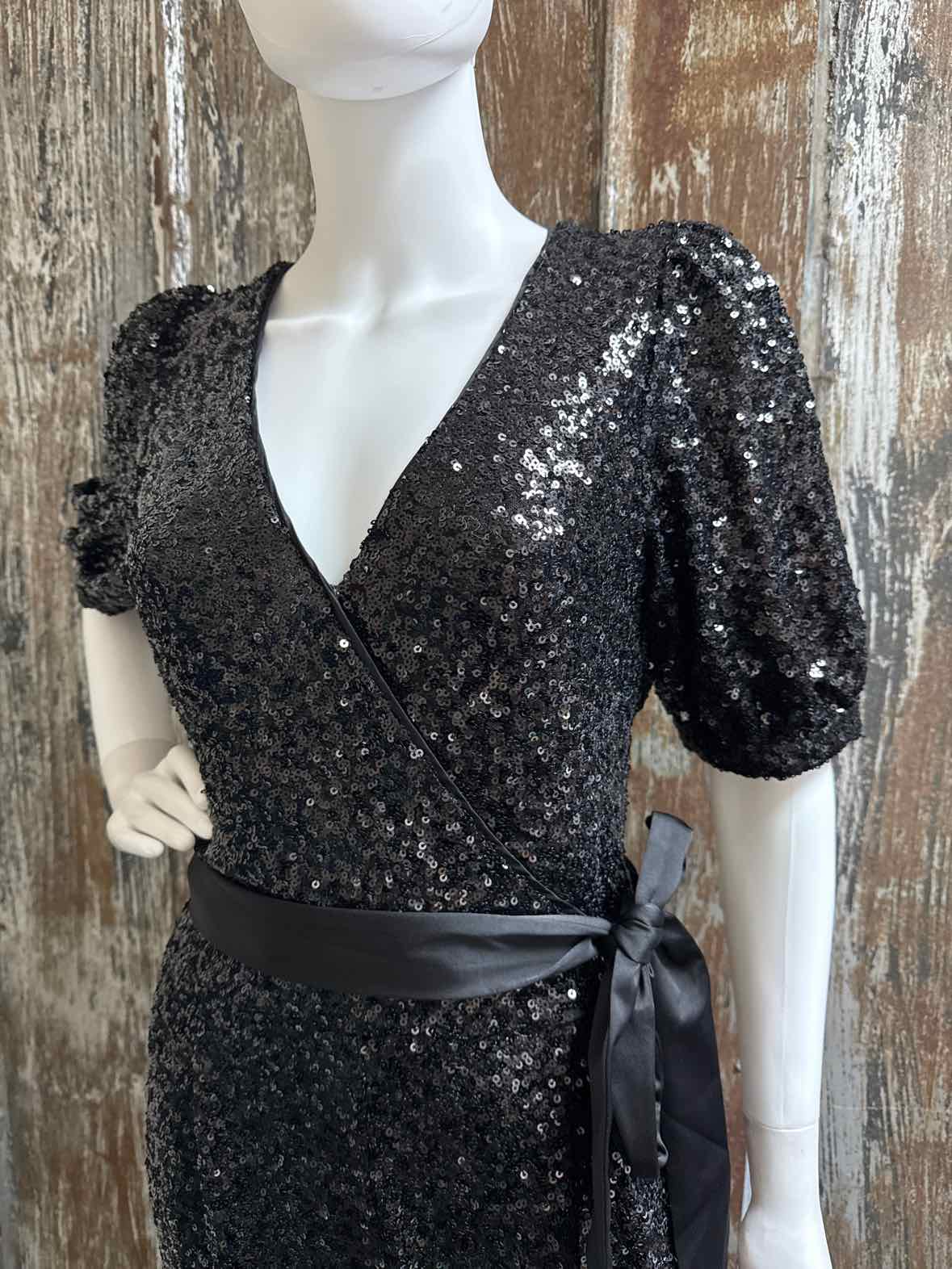 Loft Size 8 (Medium) Black Sequin Jumpsuit