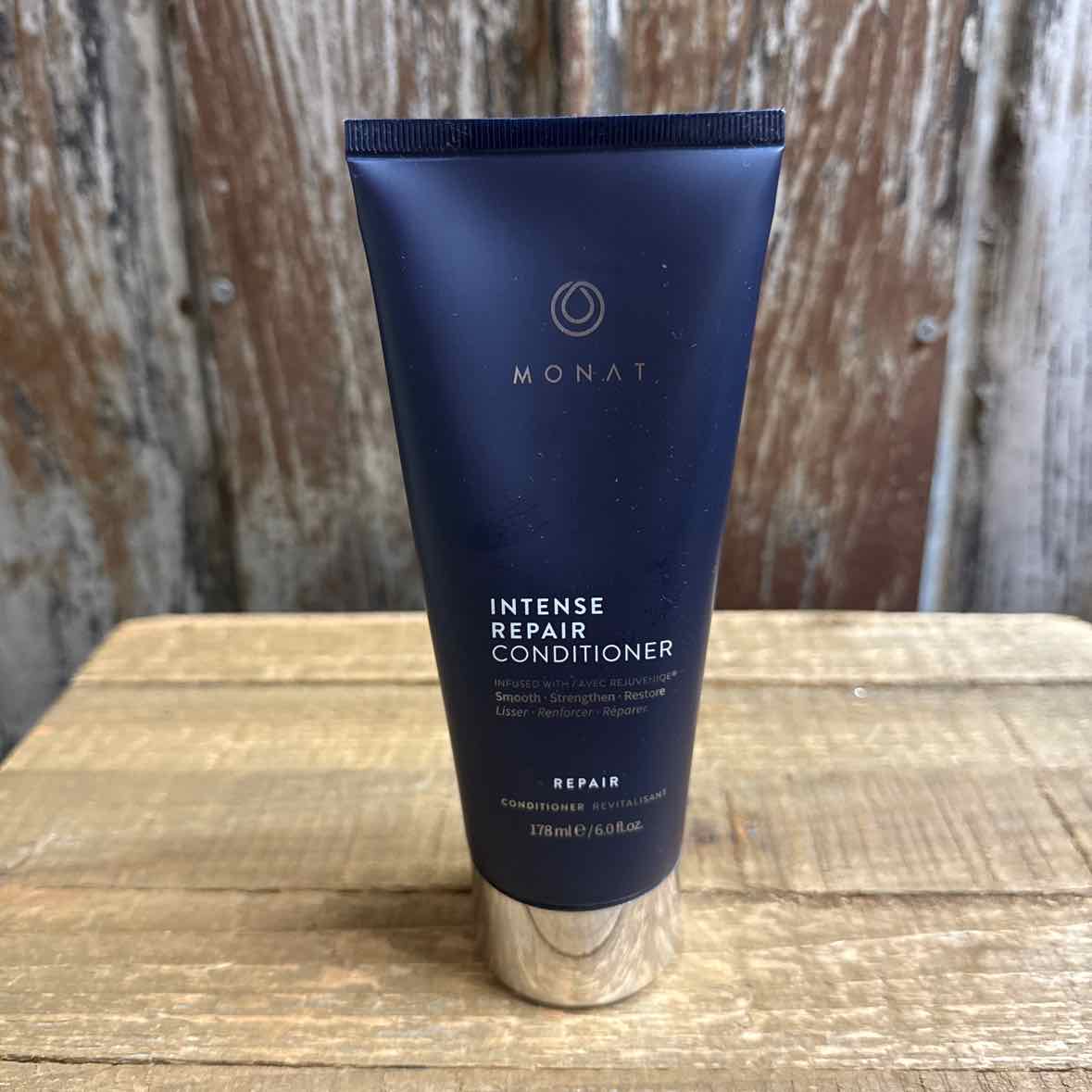 Monat Shampoo and Conditioner
