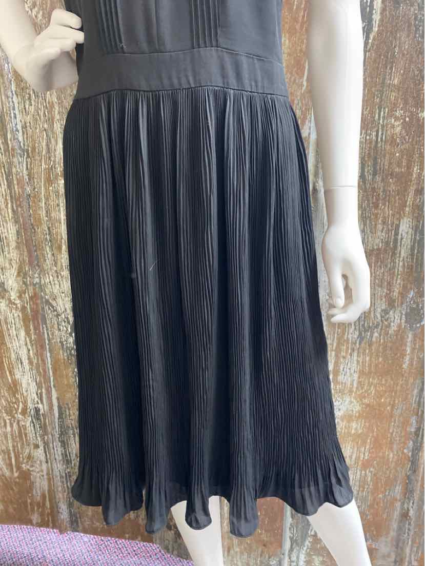 White House Black Market Size 6 Black Dress
