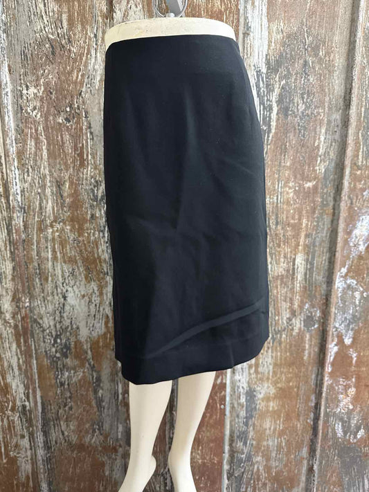 Carlisle Size 12 Black Skirt