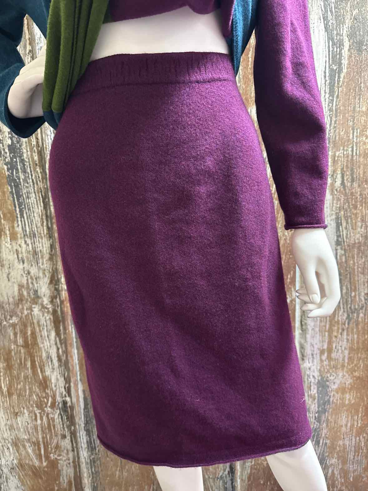 Hawico Size Small/Medium Blue & Purple Two Piece Set