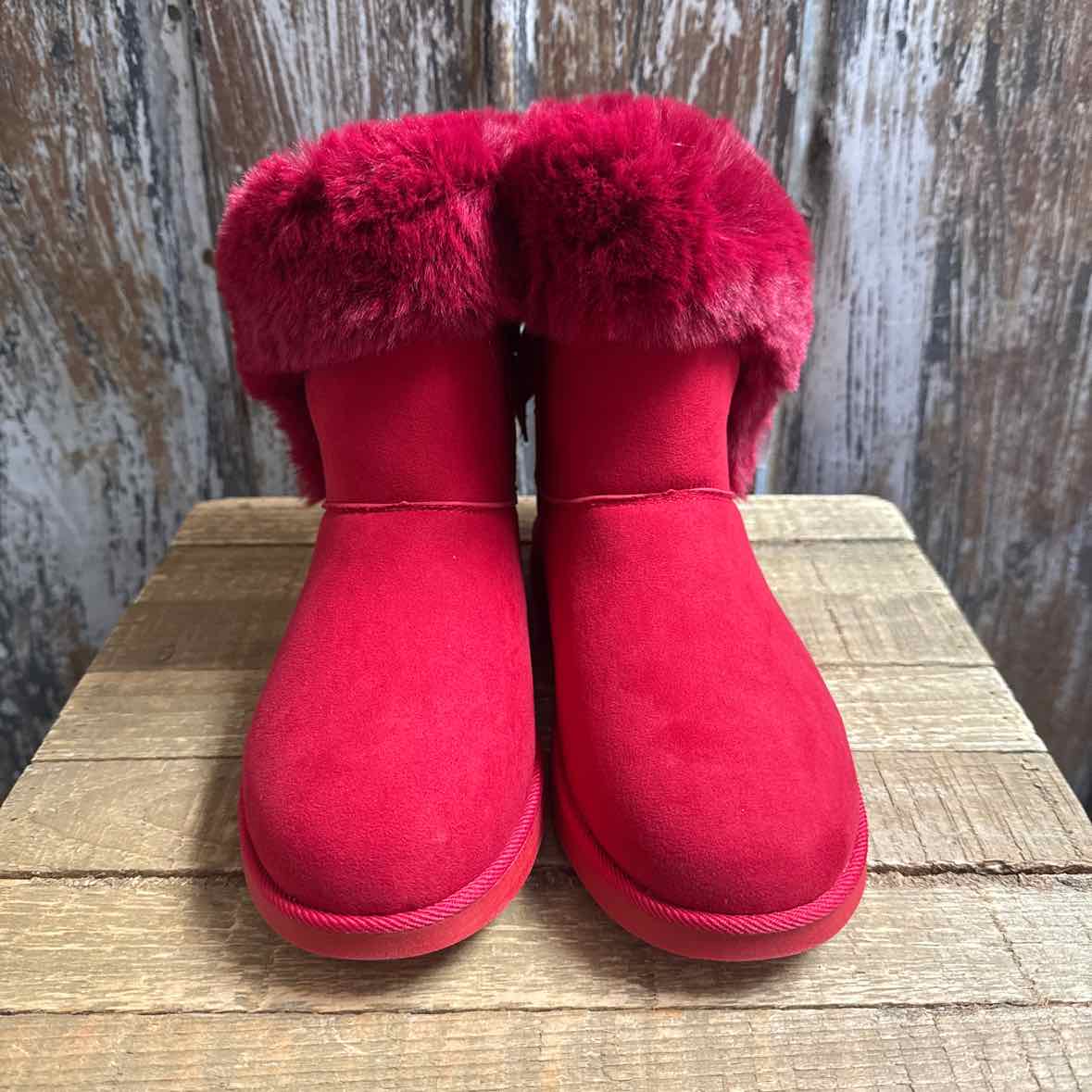Juicy Couture 9 Red Boots