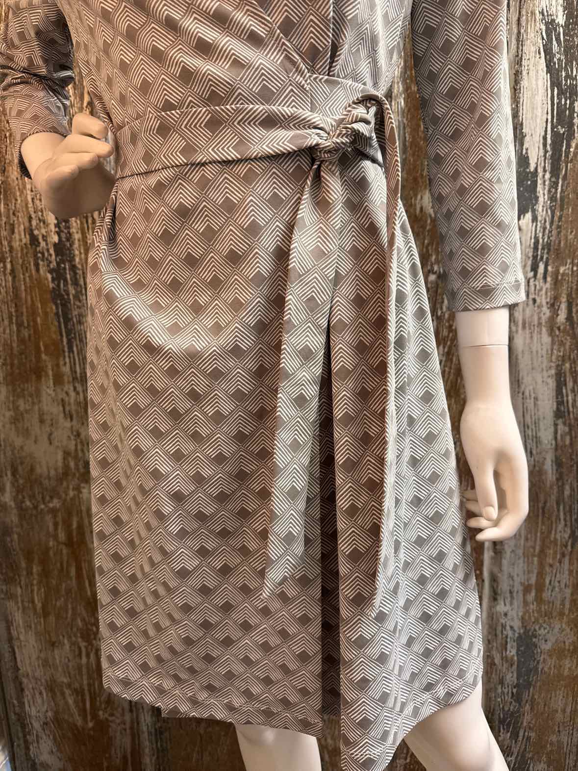Persifor Size small Gray print Dress