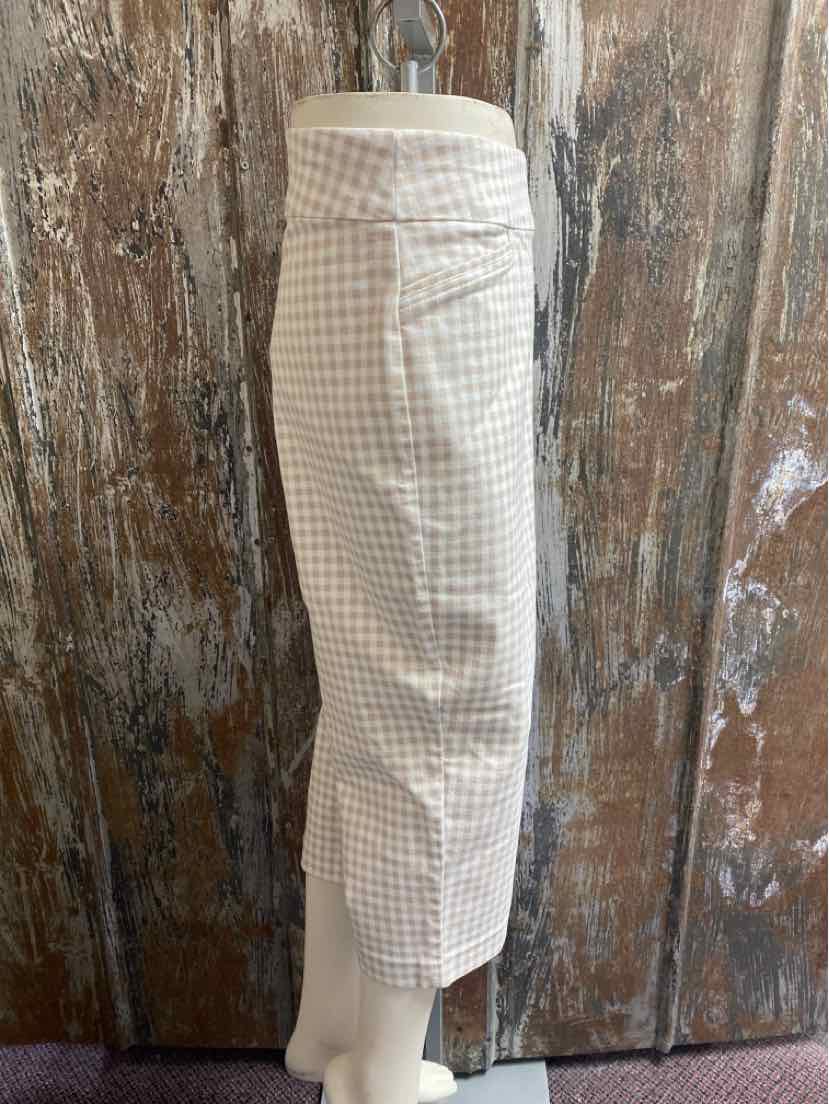 Croft & Barrow Size 18 tan check Capri Pants