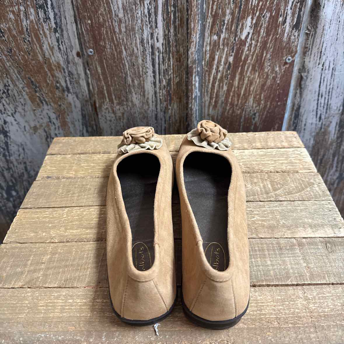 Talbots 7.5 Tan Shoes