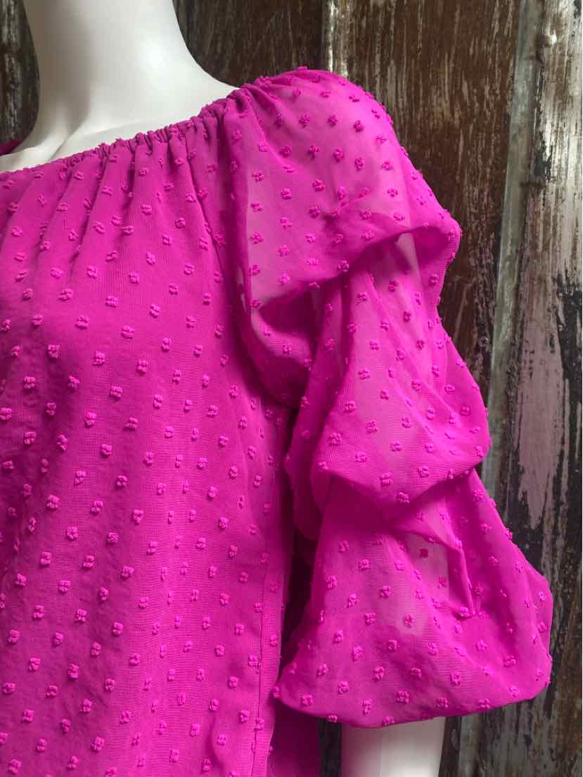 CeCe Size small Pink tops