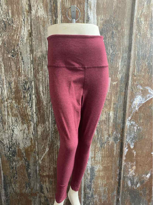 Beyond Yoga Size 1X (18) Red Leggings