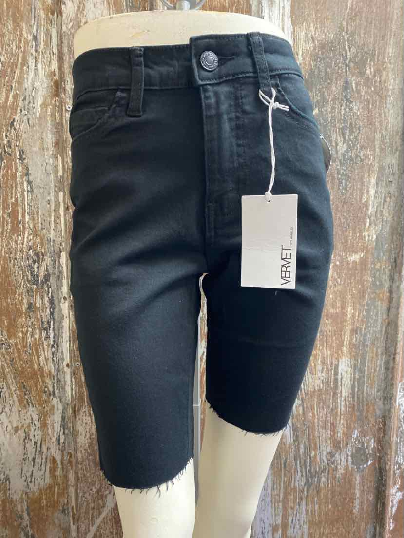 Vervet Size Small (4/6) Black Shorts