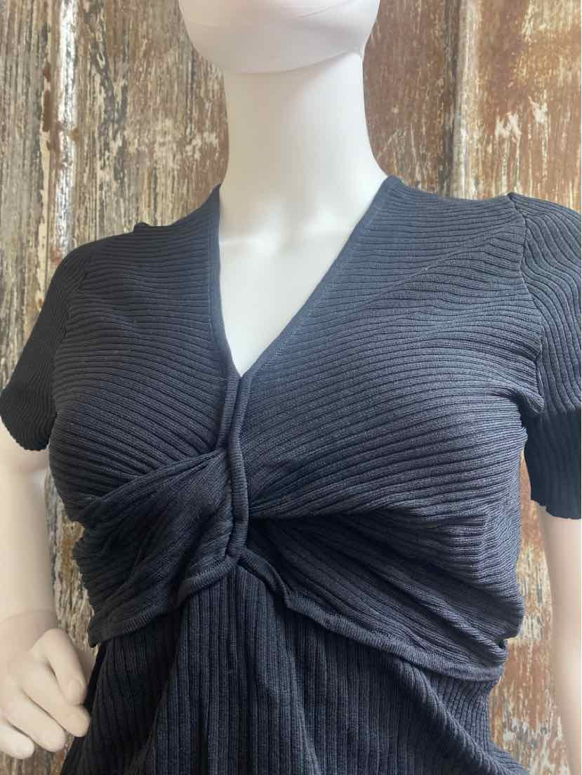 universal standard Size 14/16 (Large/Extra Large) Black tops