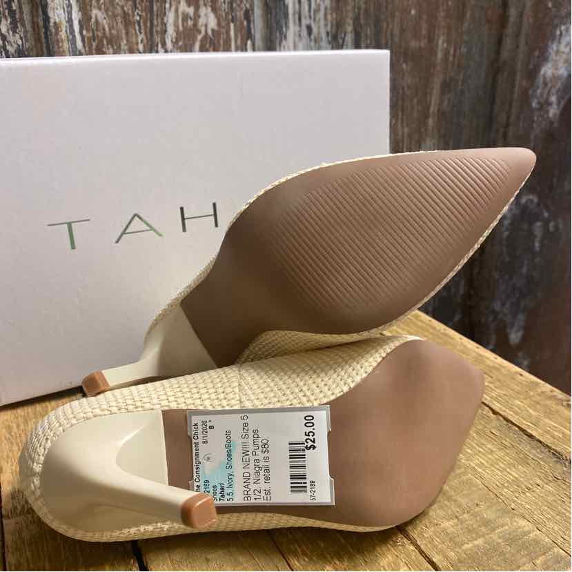 Tahari 5.5 Ivory Shoes