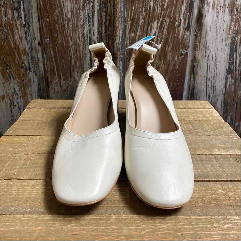 Everlane 10 Cream Shoes