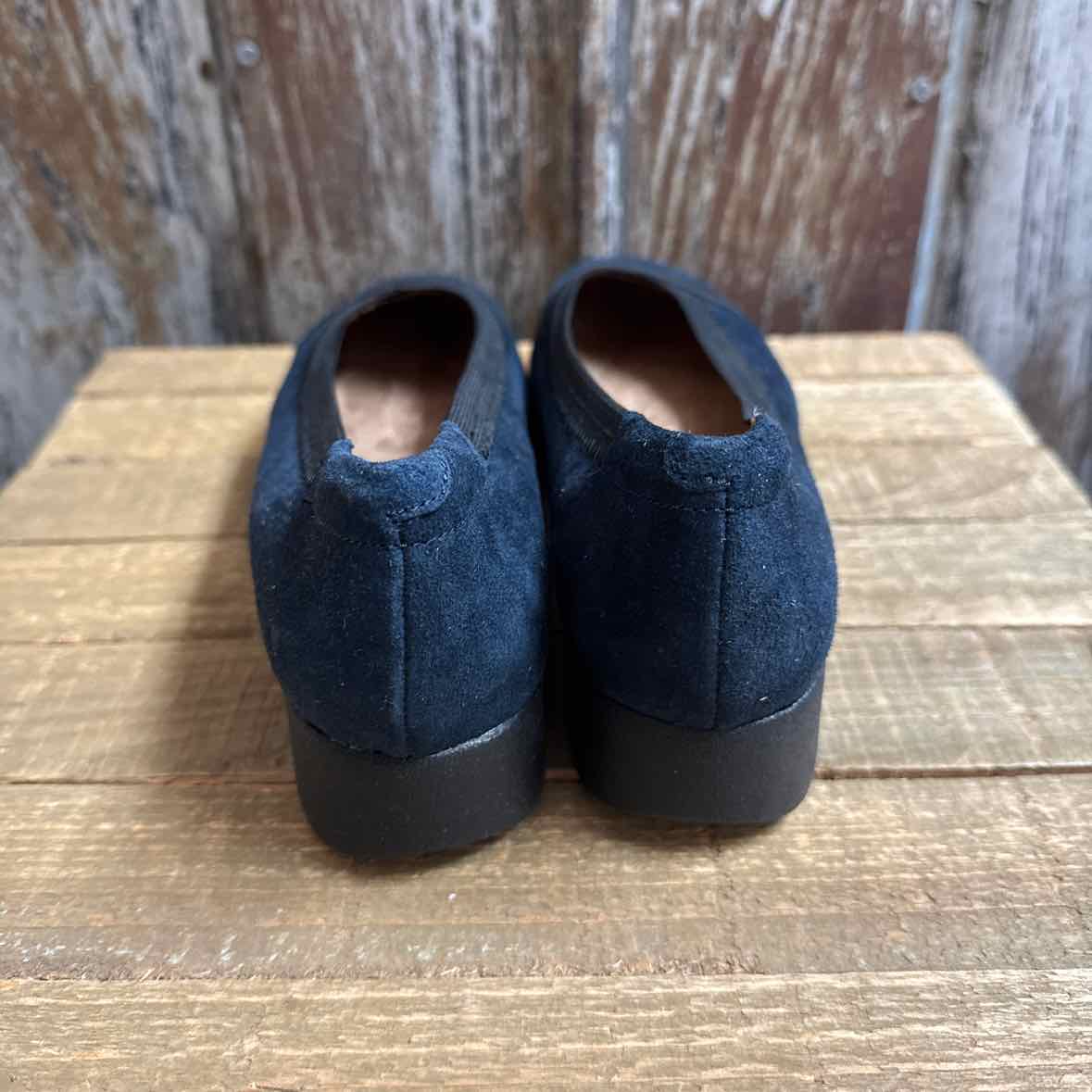 Clark's 7.5W Navy Shoes