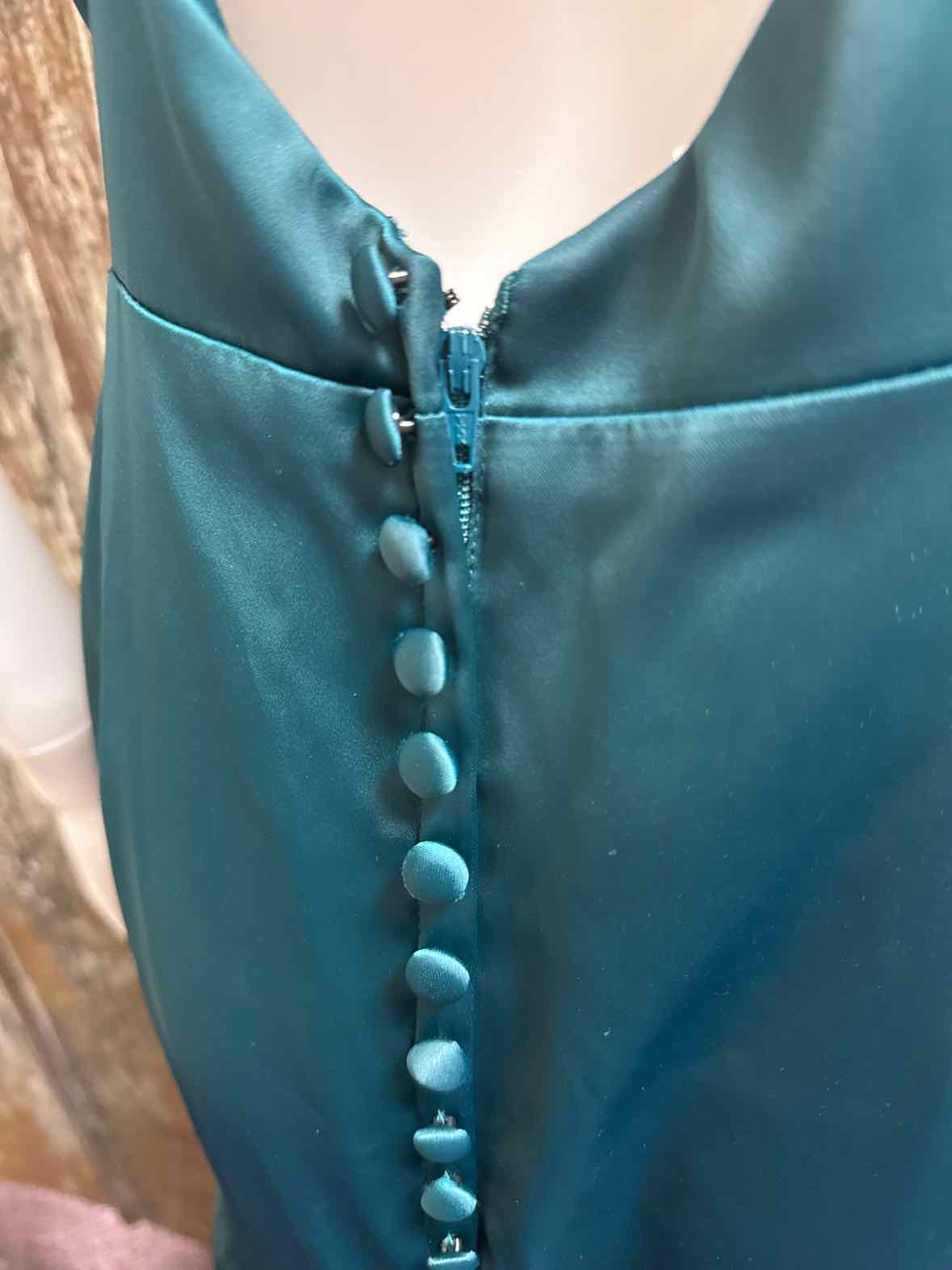 Galina Signature Size 8 Green Evening Dress
