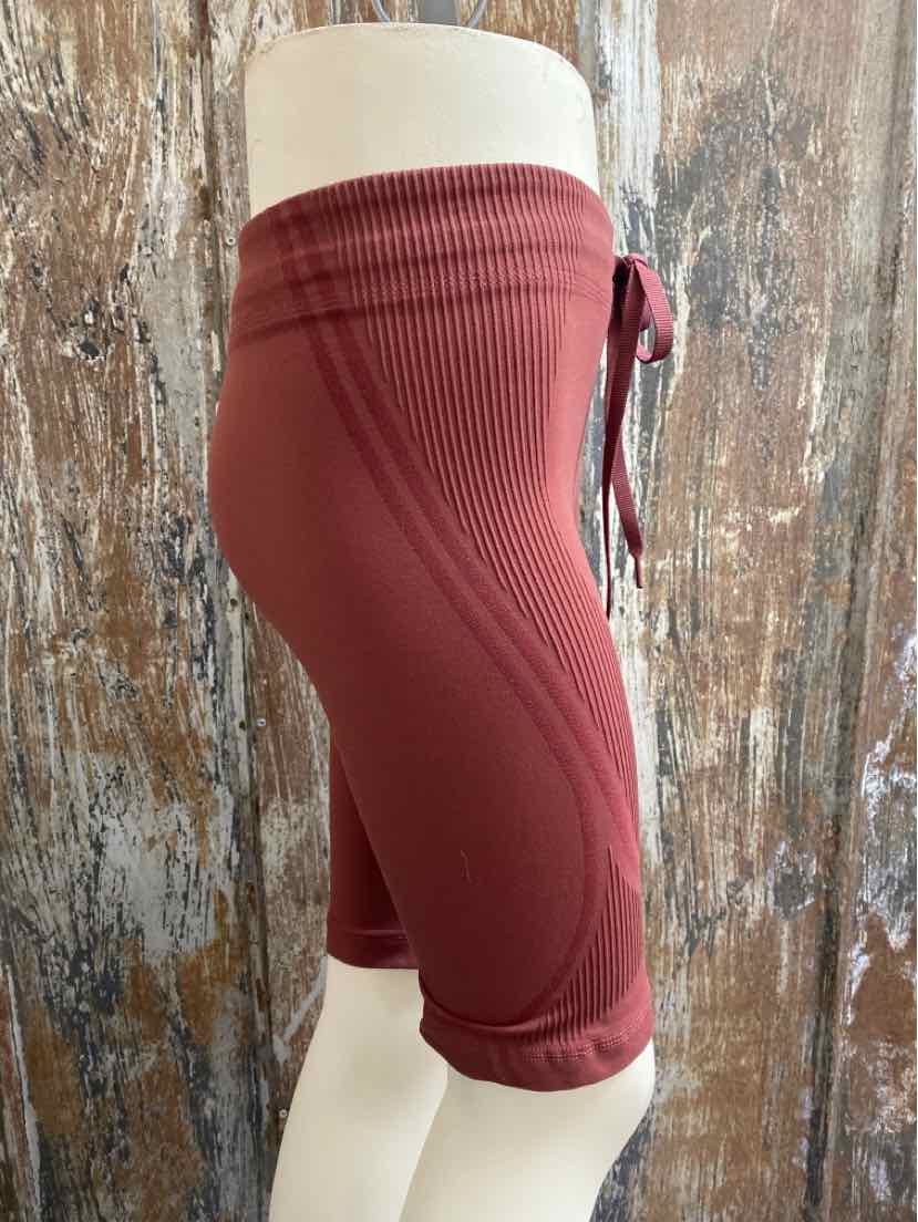 Gym Shark Size Large (12/14) Red Shorts