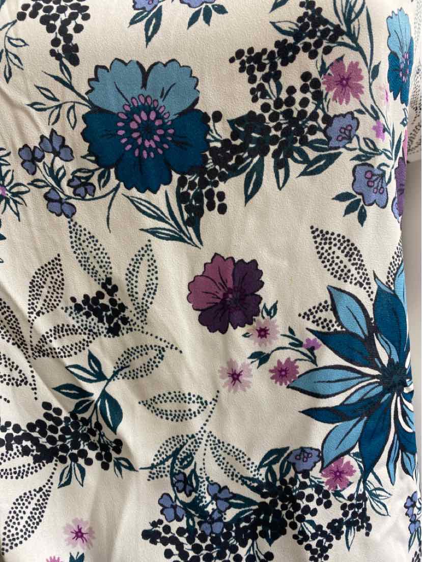 Loft Size small Purple floral tops