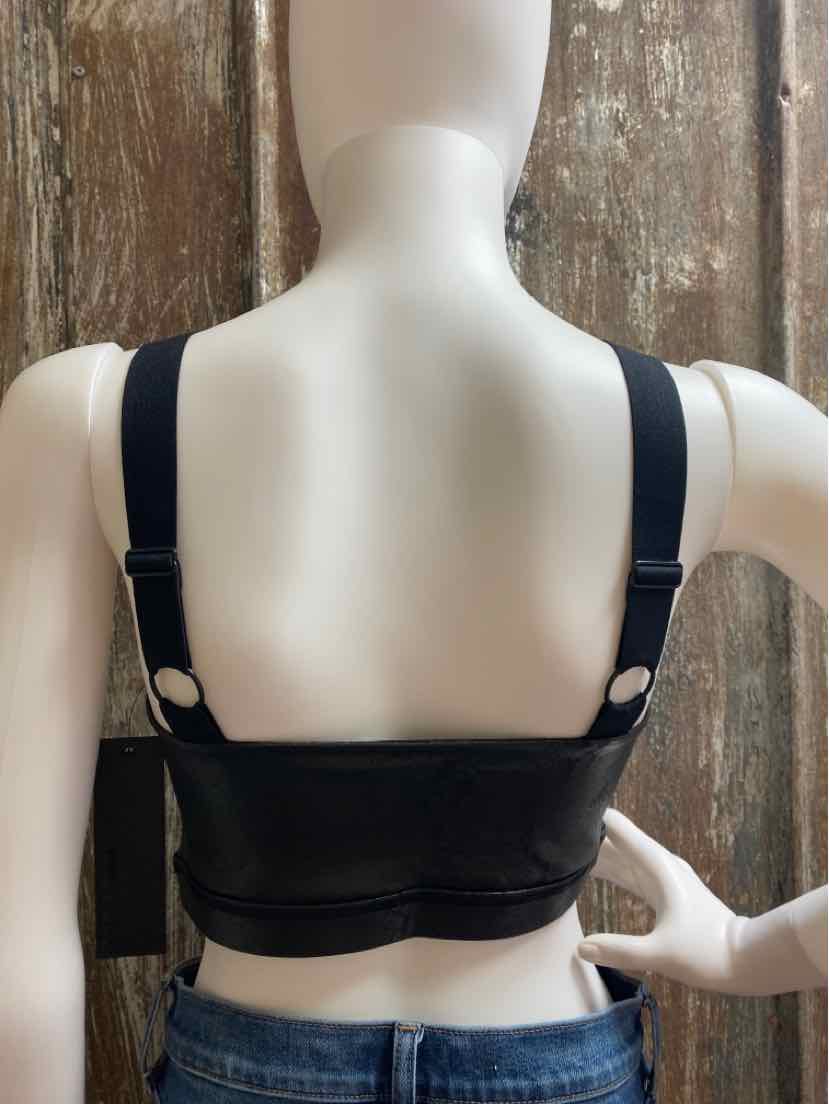 Mono B Size Medium Black Sports Bra