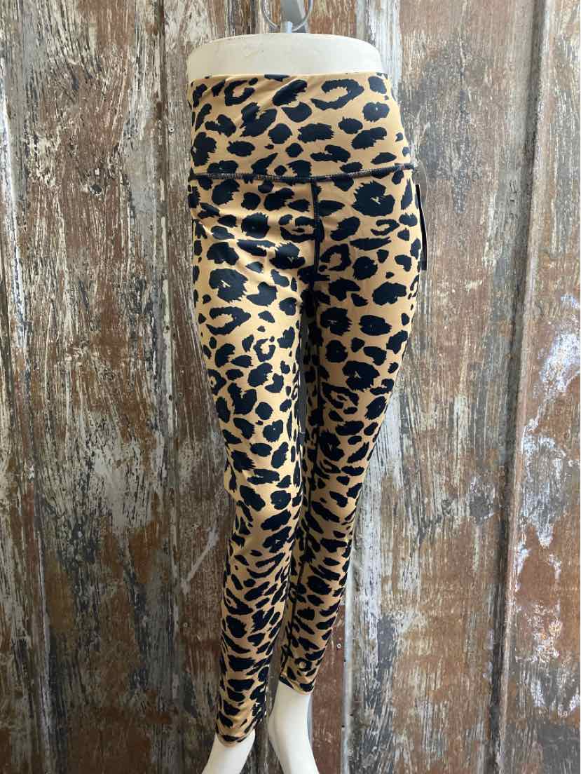 Kimberly C. Size Medium (8/10) Animal Print Leggings