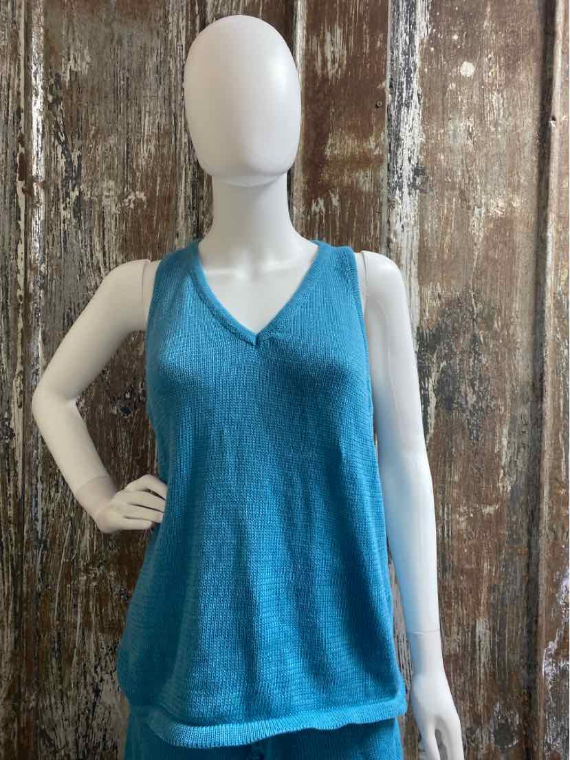 The Free Yoga Size Small Blue Lounge Set