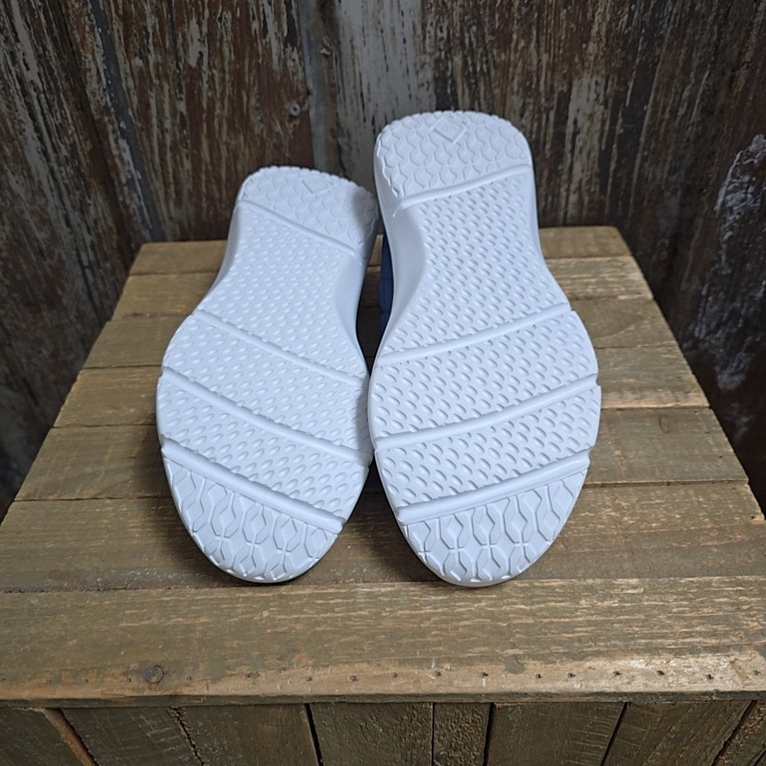 Vera Bradley 9 Blue Shoes