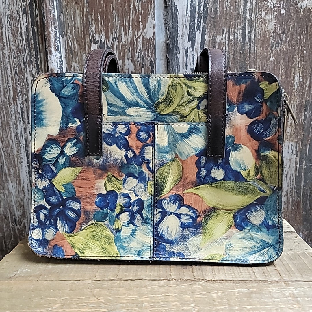 Retailer Patricia Nash purse