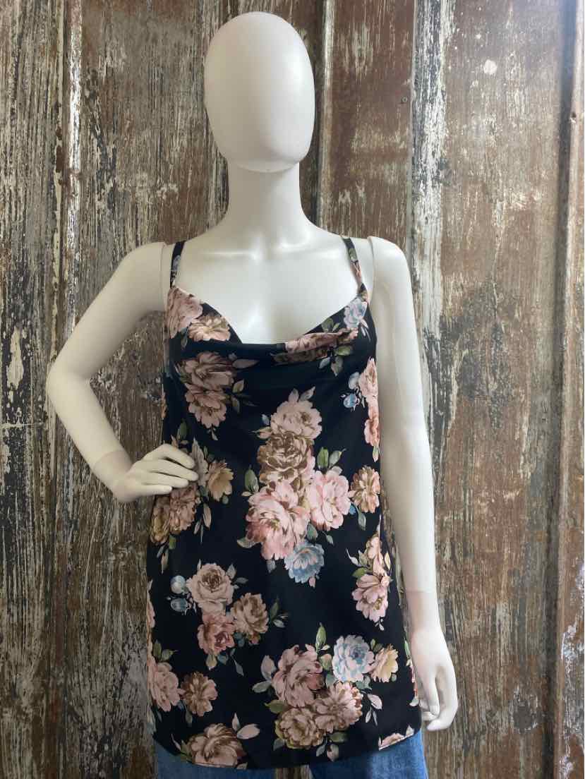 Torrid Size 1X Tan with flowers tops