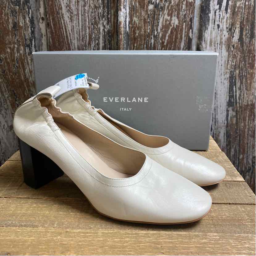 Everlane 10 Cream Shoes