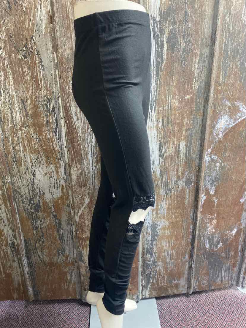 Hayden Size Large (12/14) Black Leggings