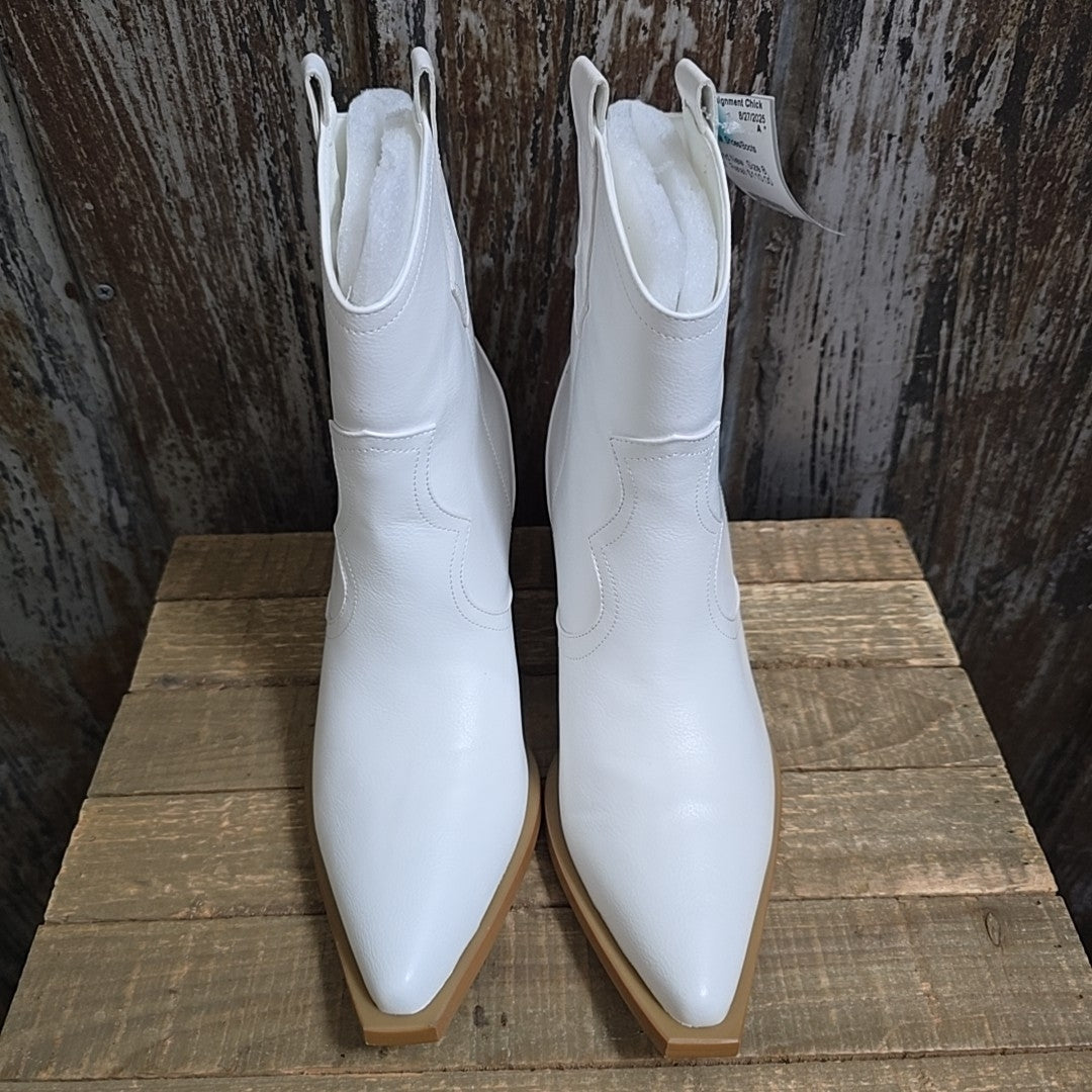 Billini 8 White Boots