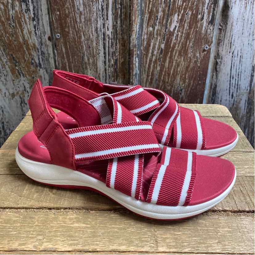 Clark's 7.5 Red Shoes