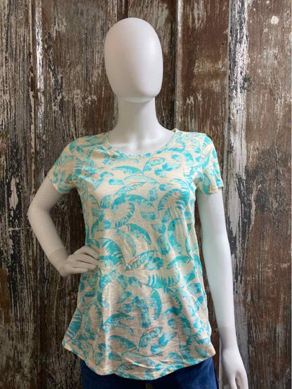 Lauren Conrad Size small Blue Print T-shirt