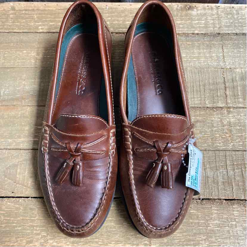 G.H. Bass & Co 6 Brown Shoes