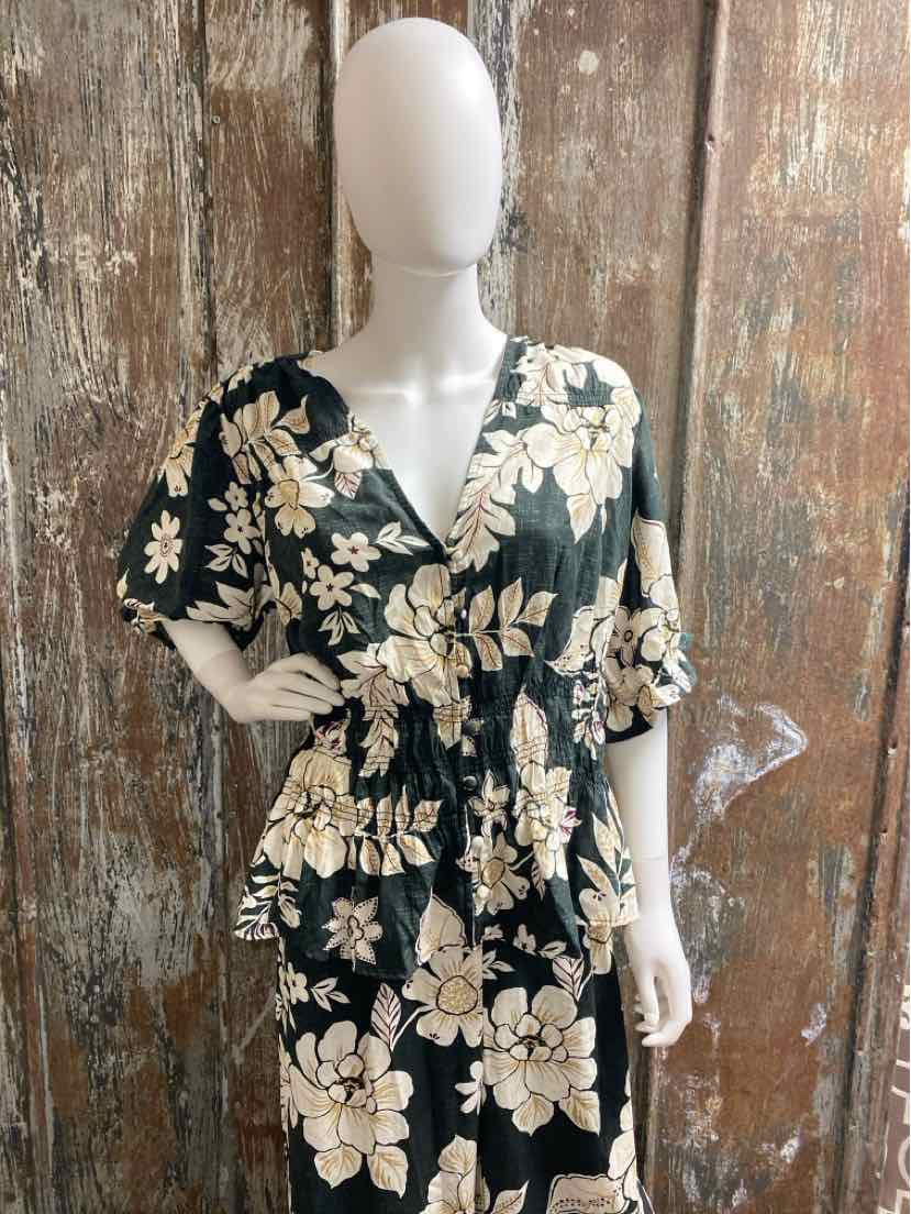Torrid Size Large Gray Floral Print Two Piece Set