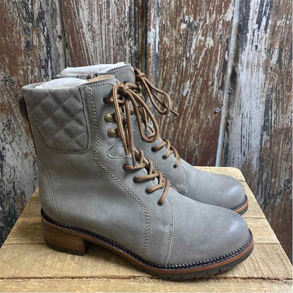 seychelles 8 Gray Boots