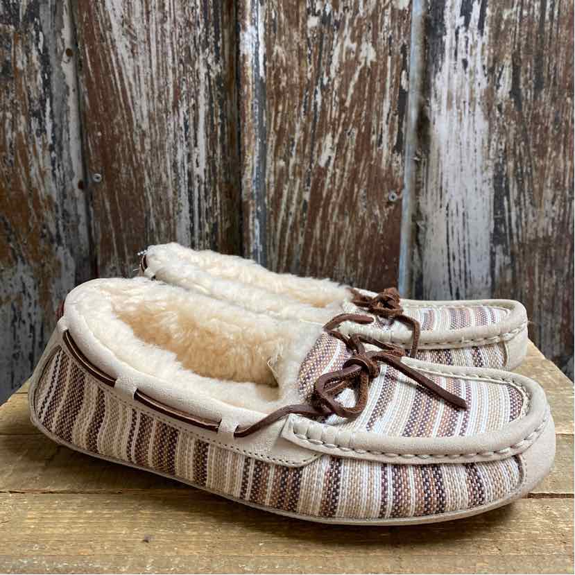 UGG 8 Brown stripe Slippers