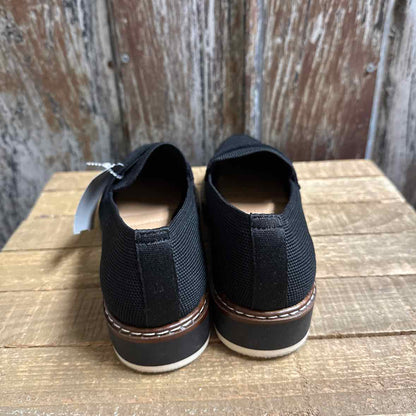 Me Too 5.5 Black Shoes