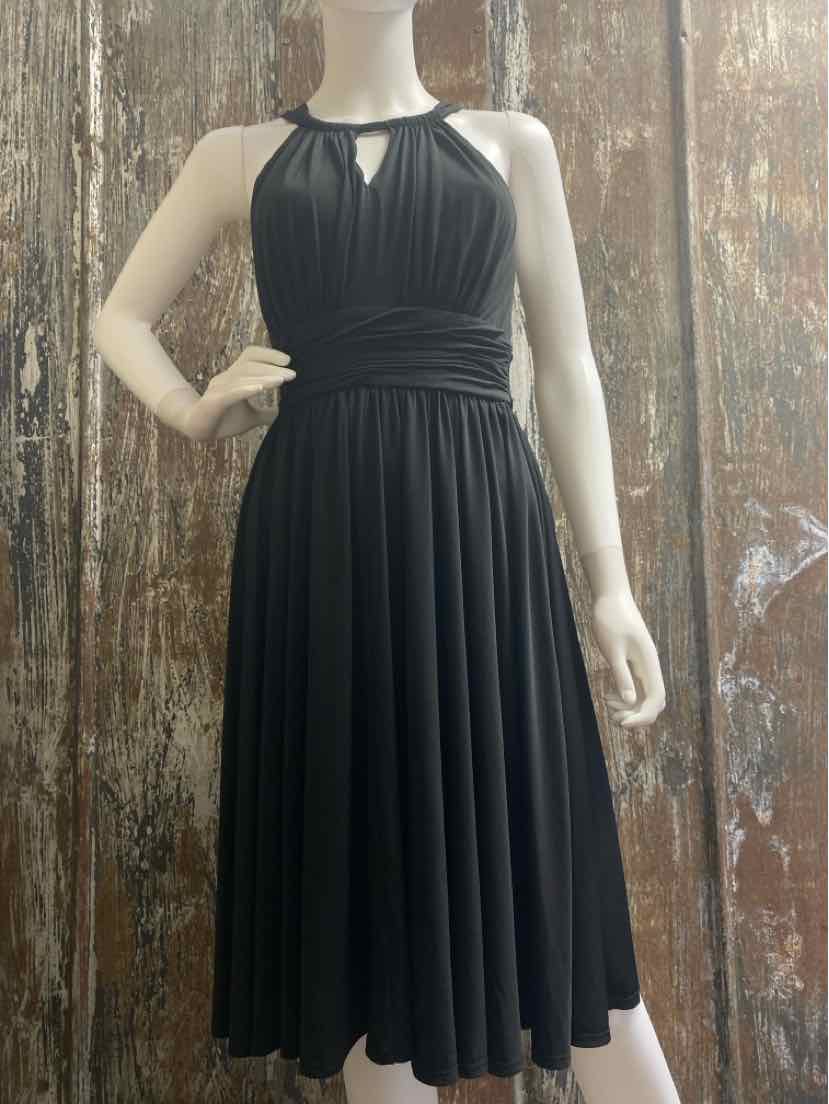 White House Black Market Size 2 (Extra Small) Black Dress