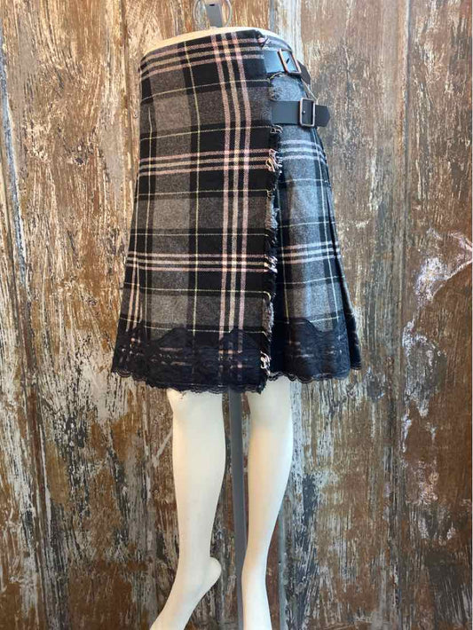 etcetera Size 0 Black plaid Skirt